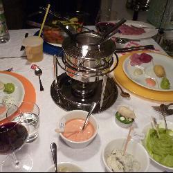 ostasiatisches fondue und fondue saucen