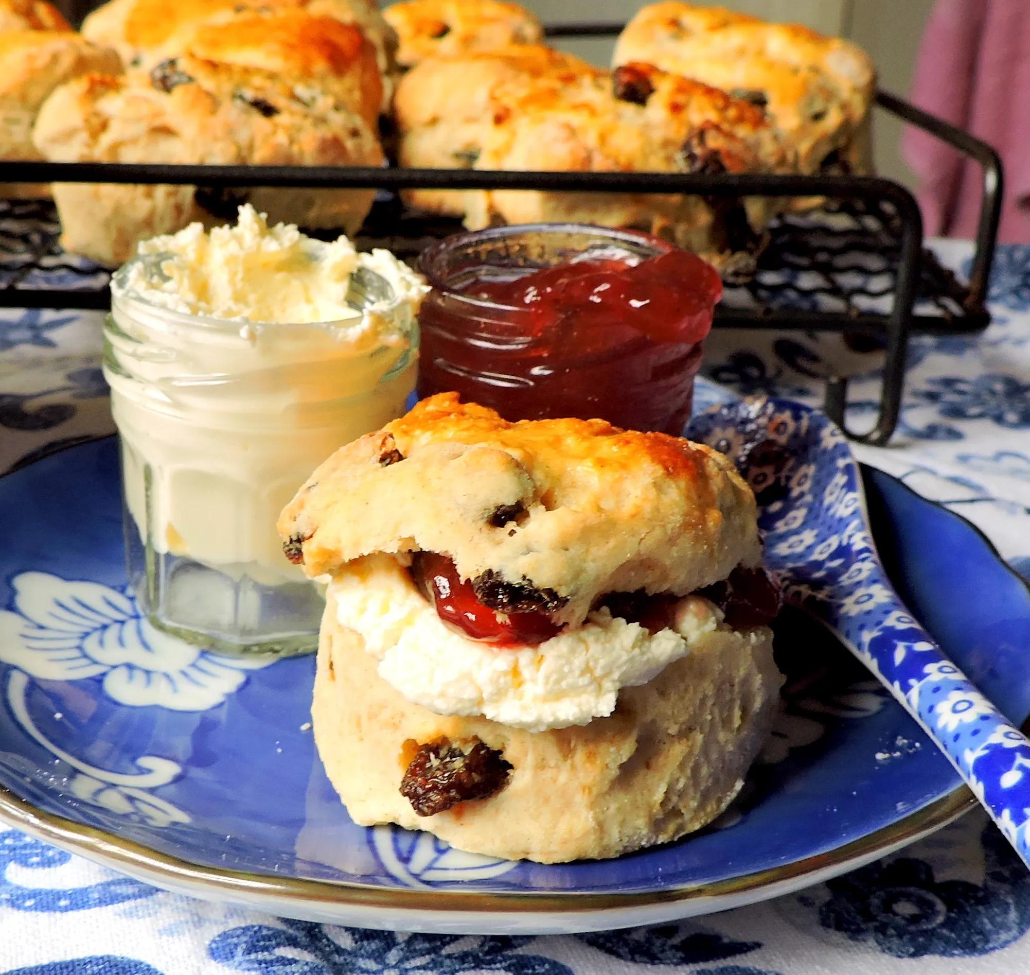 Classic English Scones Recipe For Teatime (with Pictures)
