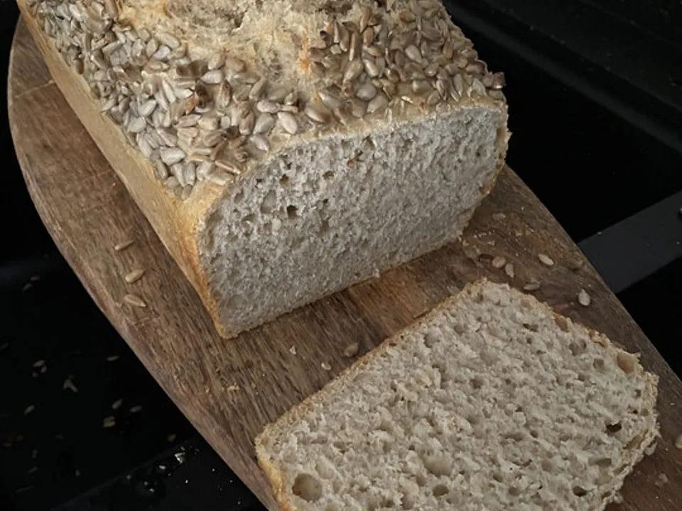Weizen - Vollkorn - Brot mit Hefe von rutev| Chefkoch