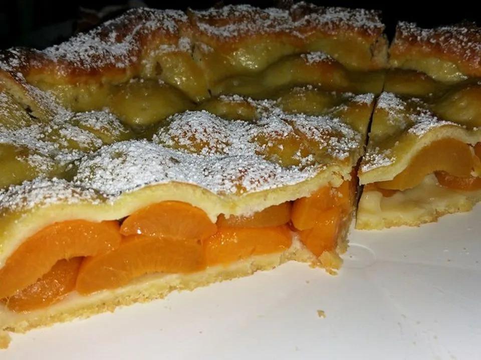 Gedeckter Aprikosenkuchen von _Cherrylein_| Chefkoch