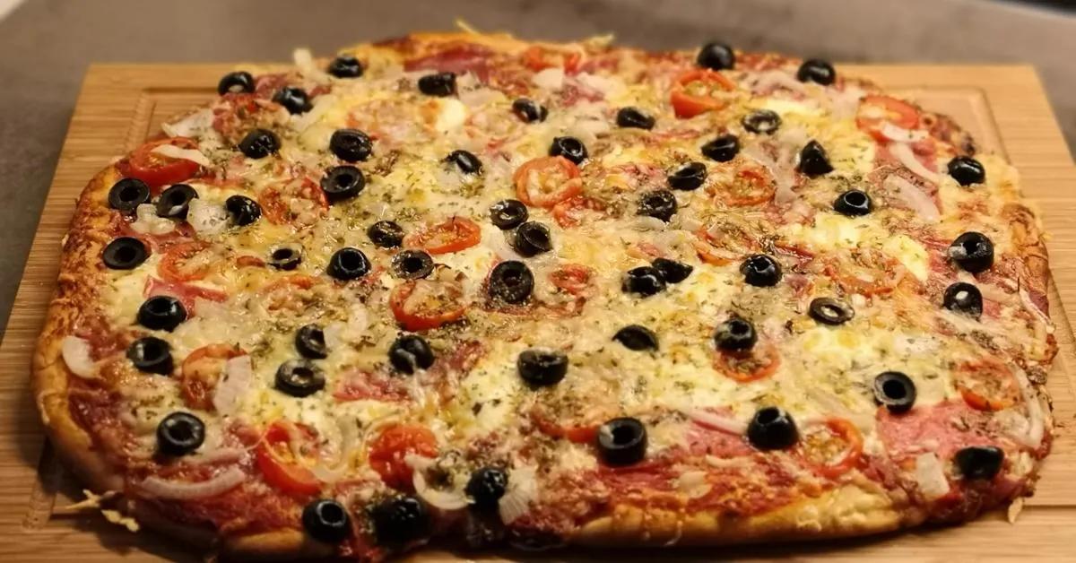 Pizzateig knusprig italienisch von J O S. Ein Thermomix ® Rezept aus ...