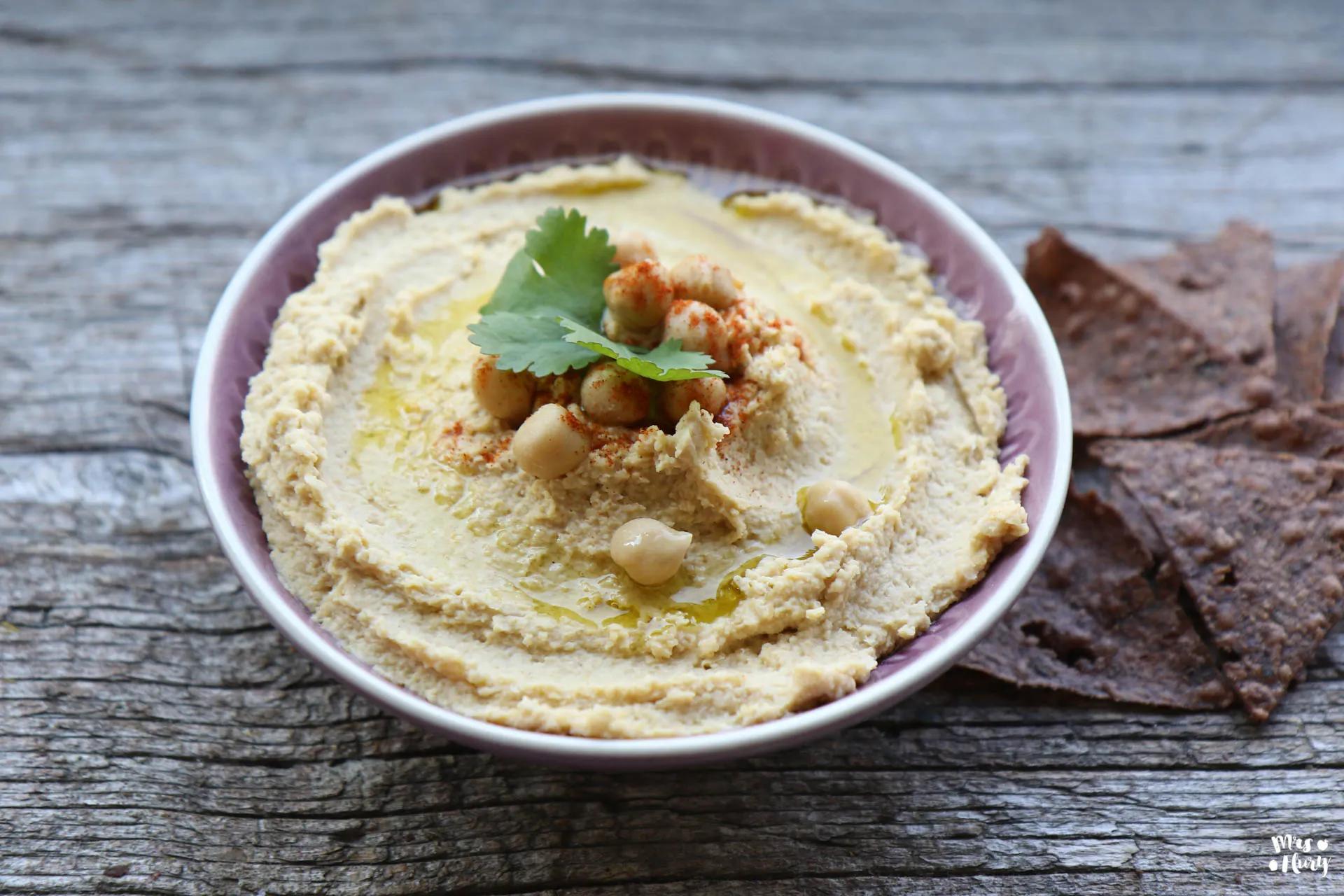 Bestes Hummus Rezept – Gesunder Brotaufstrich / Dip | Mrs Flury ...