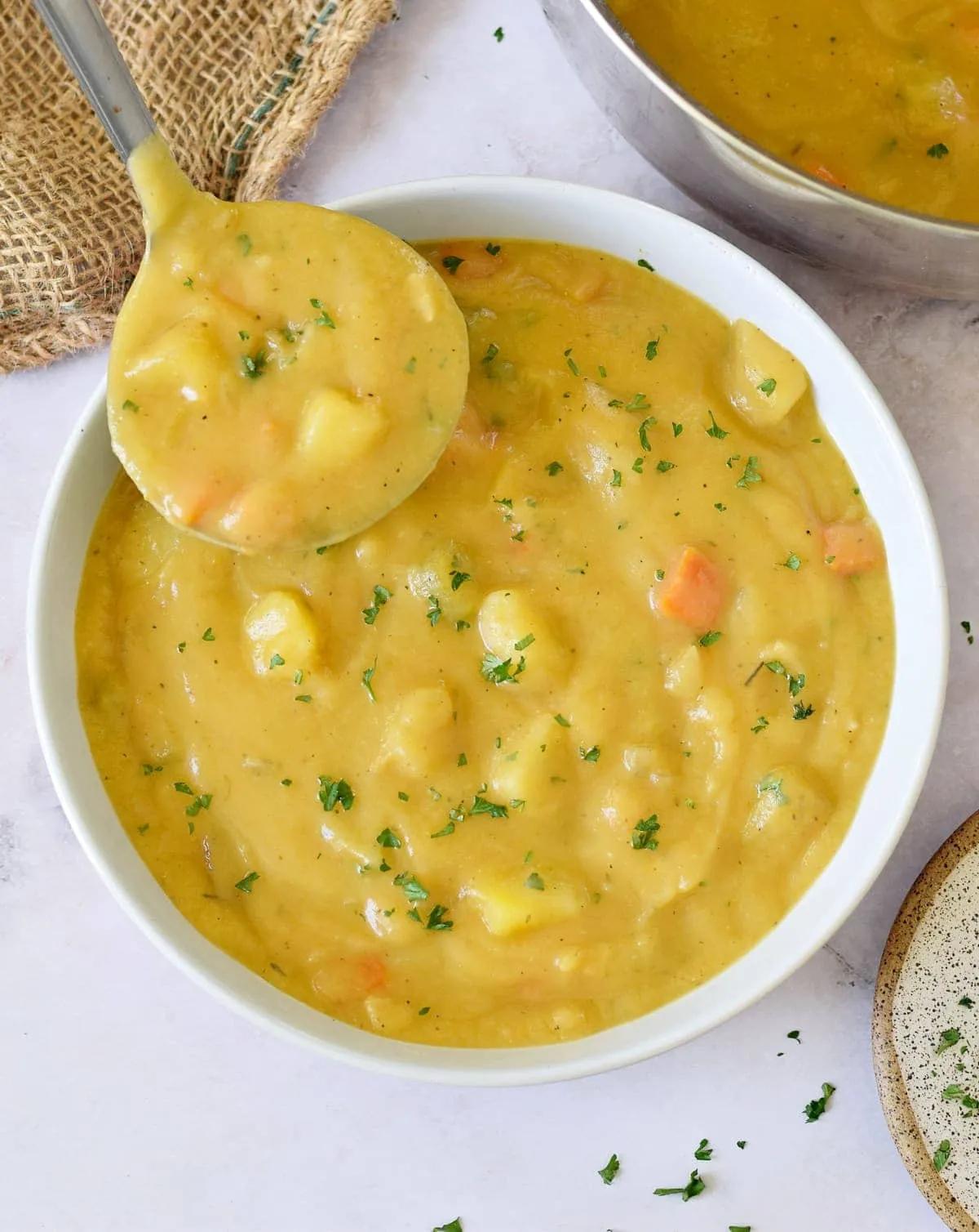 German Potato Soup (Kartoffelsuppe) | Vegan Recipe - Elavegan