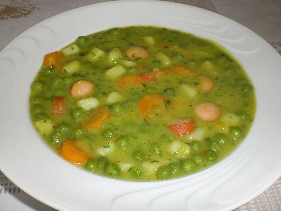 Schnelle Erbsensuppe aus Tiefkühlerbsen und frischen Möhren von ...