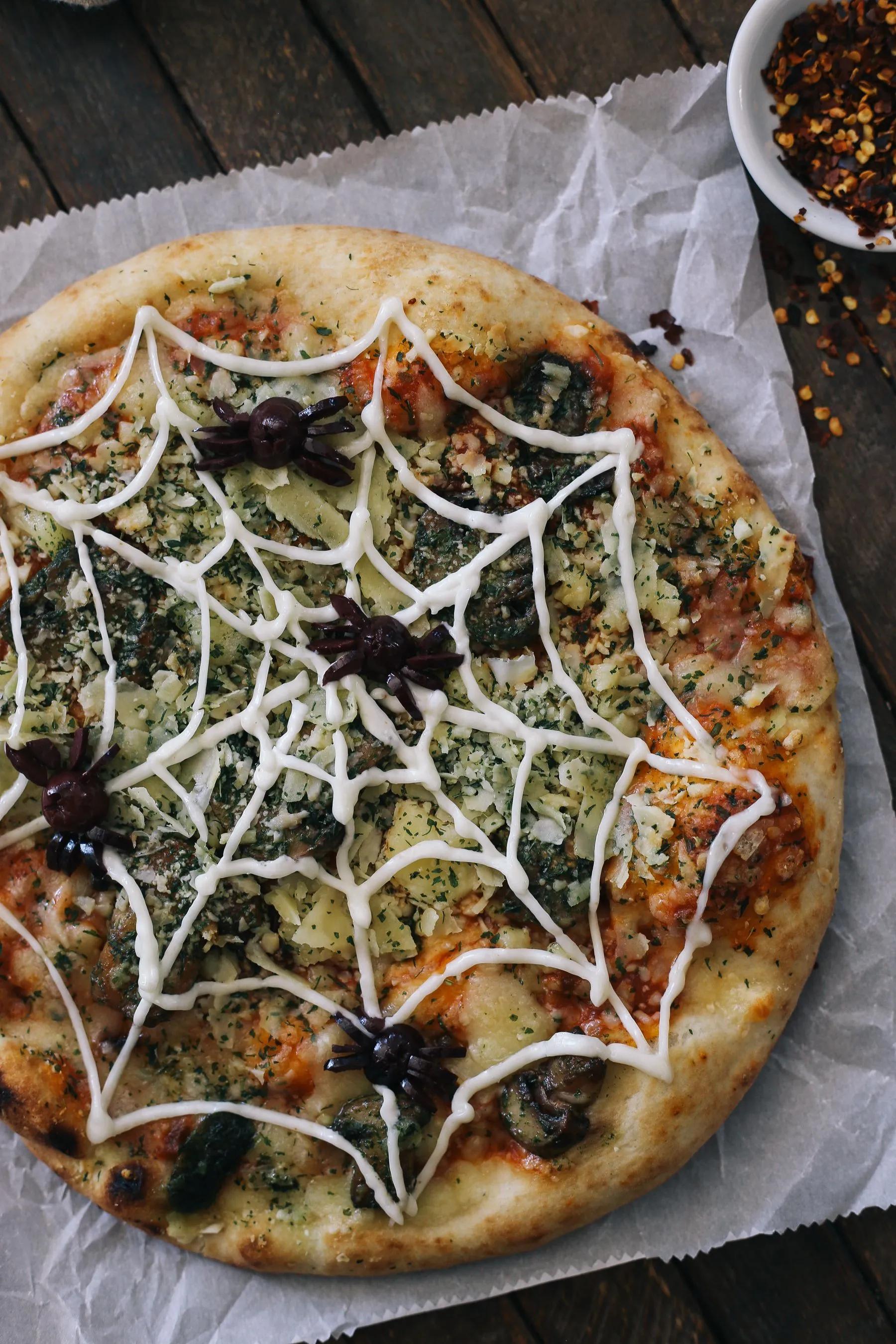 Halloween Pizza | Halloween pizza, Grusel essen, Rezepte