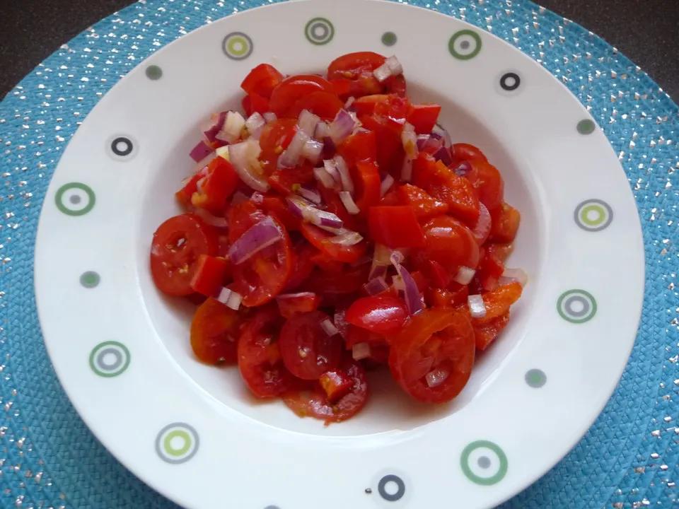 Paprika-Tomaten Salat von Serenade1611 | Chefkoch.de