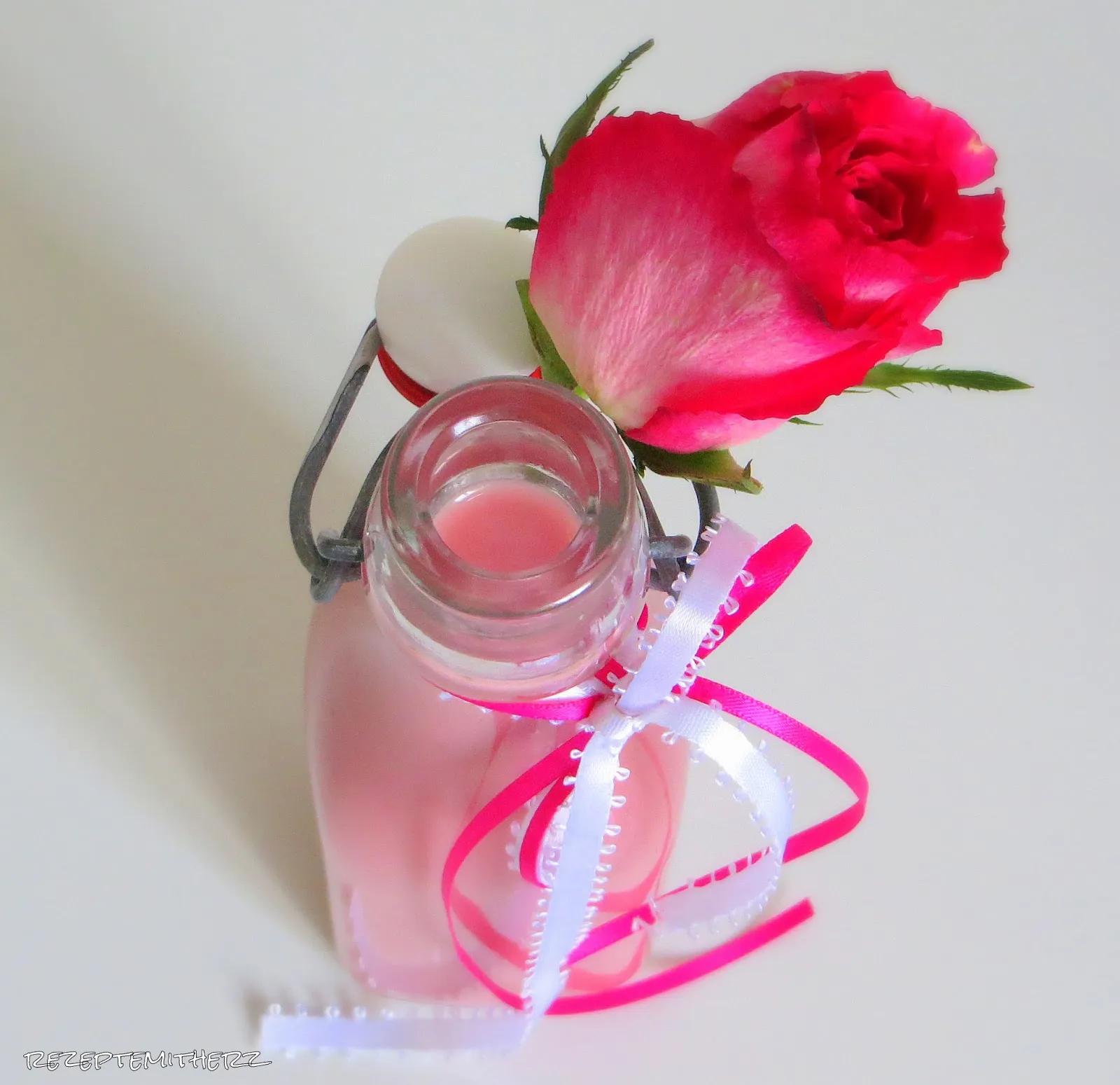 Rezepte mit Herz: Erdbeer - Sahne - Likör mit Vanille