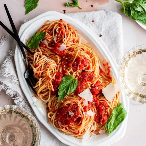 10 Ingredient Spaghetti Arrabiata - Tasting With Tina