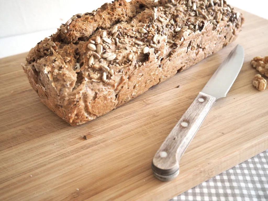 gesundes 3 Minuten Dinkel-Brot selber backen - Fitness Rezept