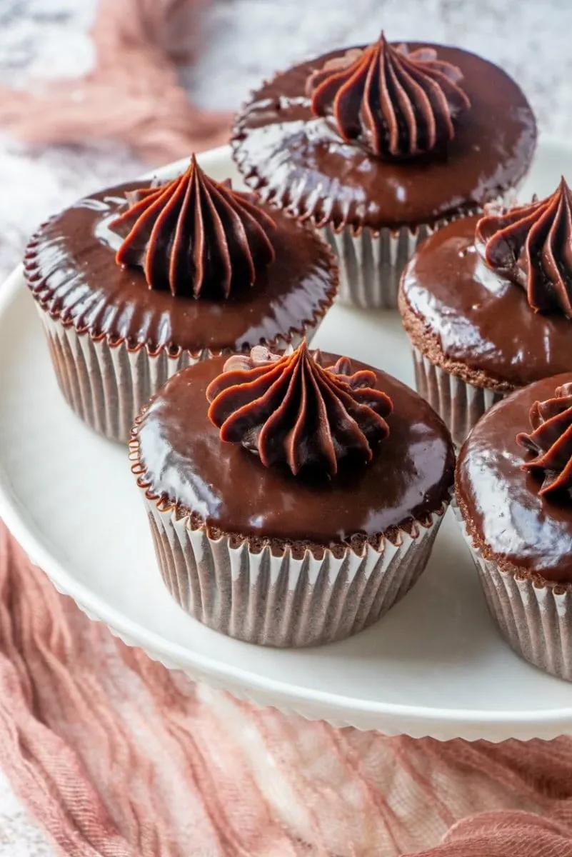 Chocolate Ganache Cupcakes | Recipe | Chocolate ganache cupcakes ...