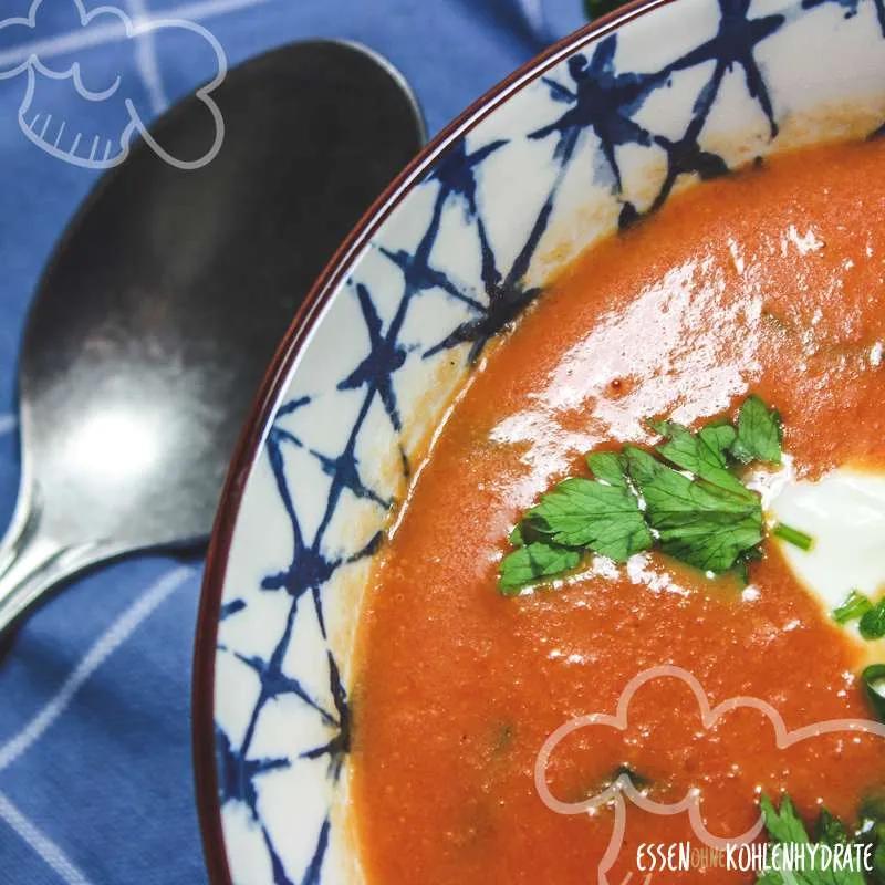 Schnelle Tomatensuppe - Essen ohne Kohlenhydrate
