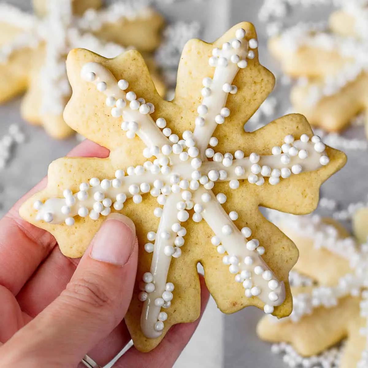 Easy Royal Icing Recipe For Sugar Cookies – Unsophisticook