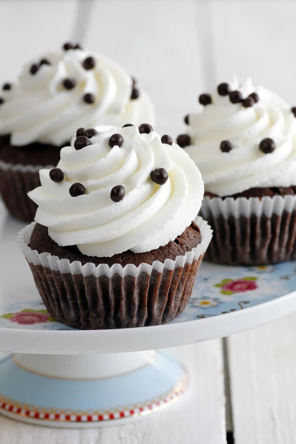 Chocolate Cupcakes with Whipped Cream Frosting | Lil&amp;#39; Cookie