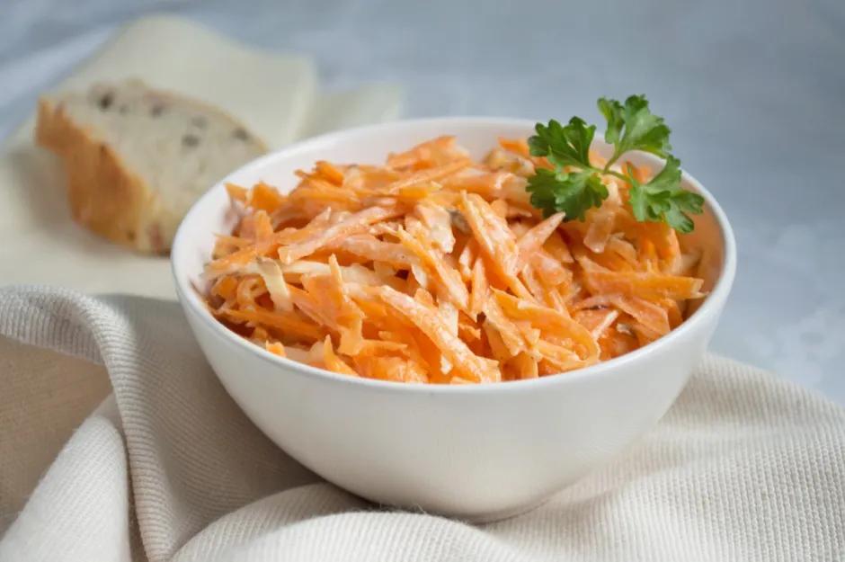 Sellerie-Karotten-Salat - Rezept
