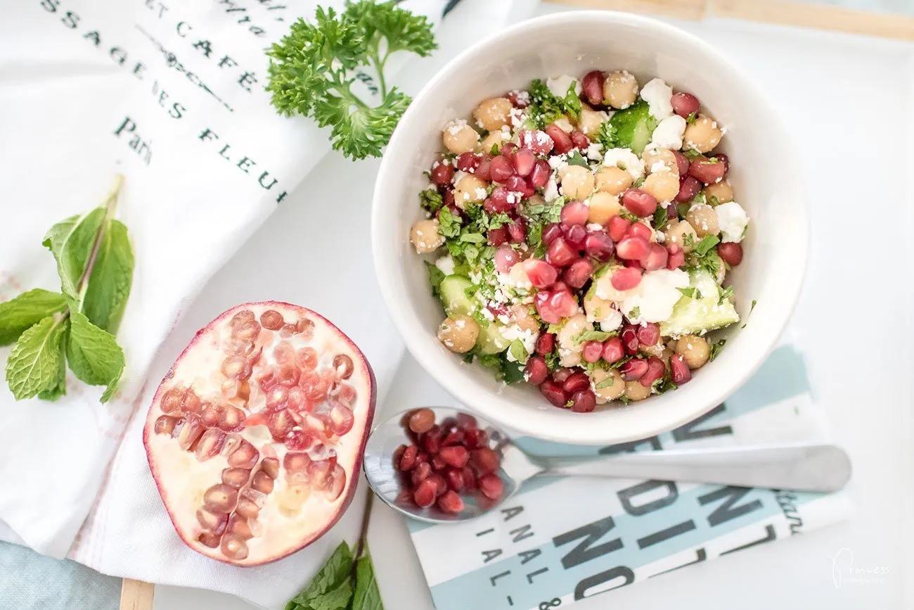 Kichererbsen Salat mit Granatapfel und Balsamico Dressing | Lifestyle ...