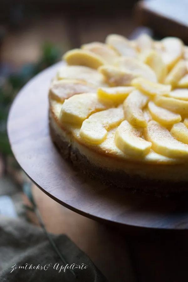 Karamell Apfel Cheesecake - Caramel Apple Cheesecake - Zimtkeks und ...