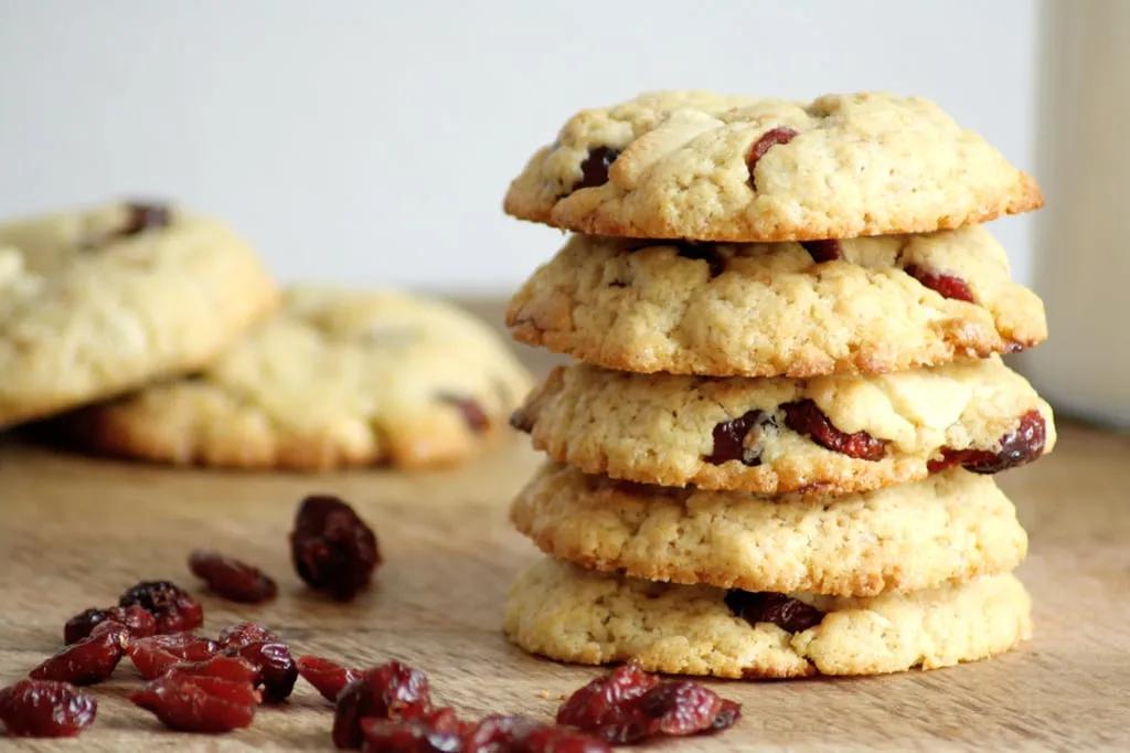 Cookies mit weißer Schokolade &amp; Cranberries Recipe | carry on cooking