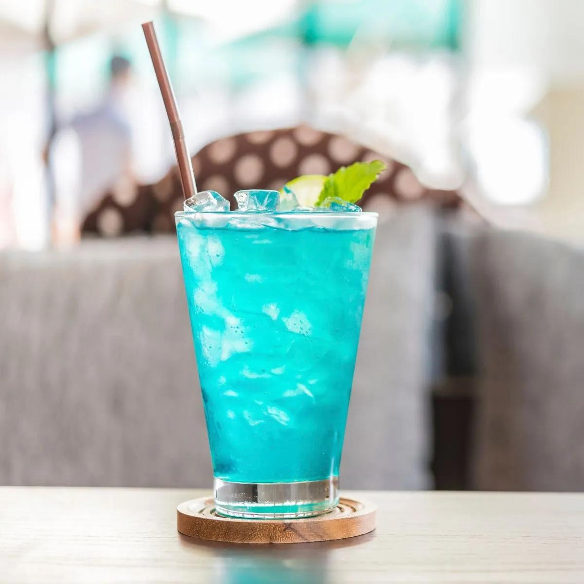 Big Easy Blue Punch with Blue Curacao and Rum | Drinks alcohol recipes ...