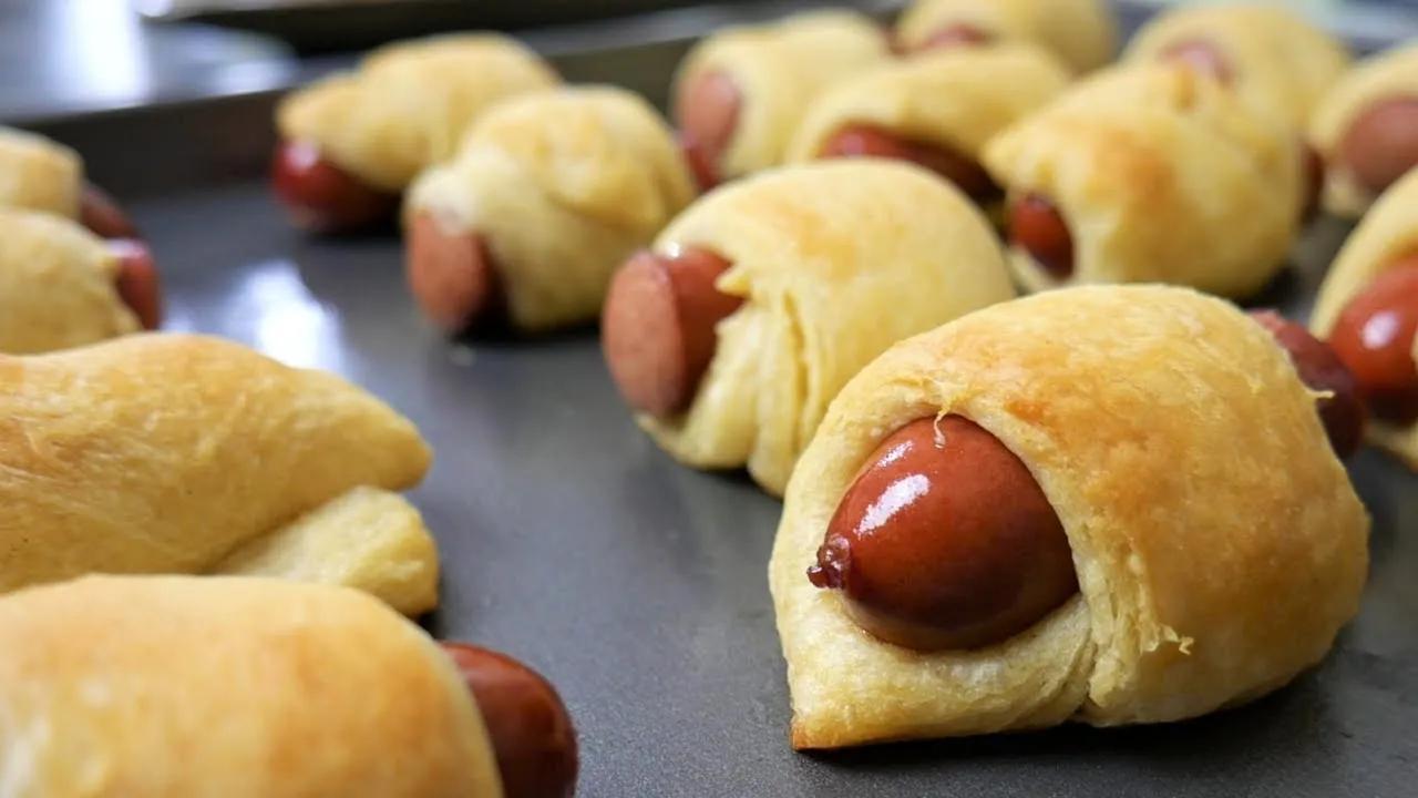 Crescent Roll Mini Hot Dogs - Very Easy - YouTube