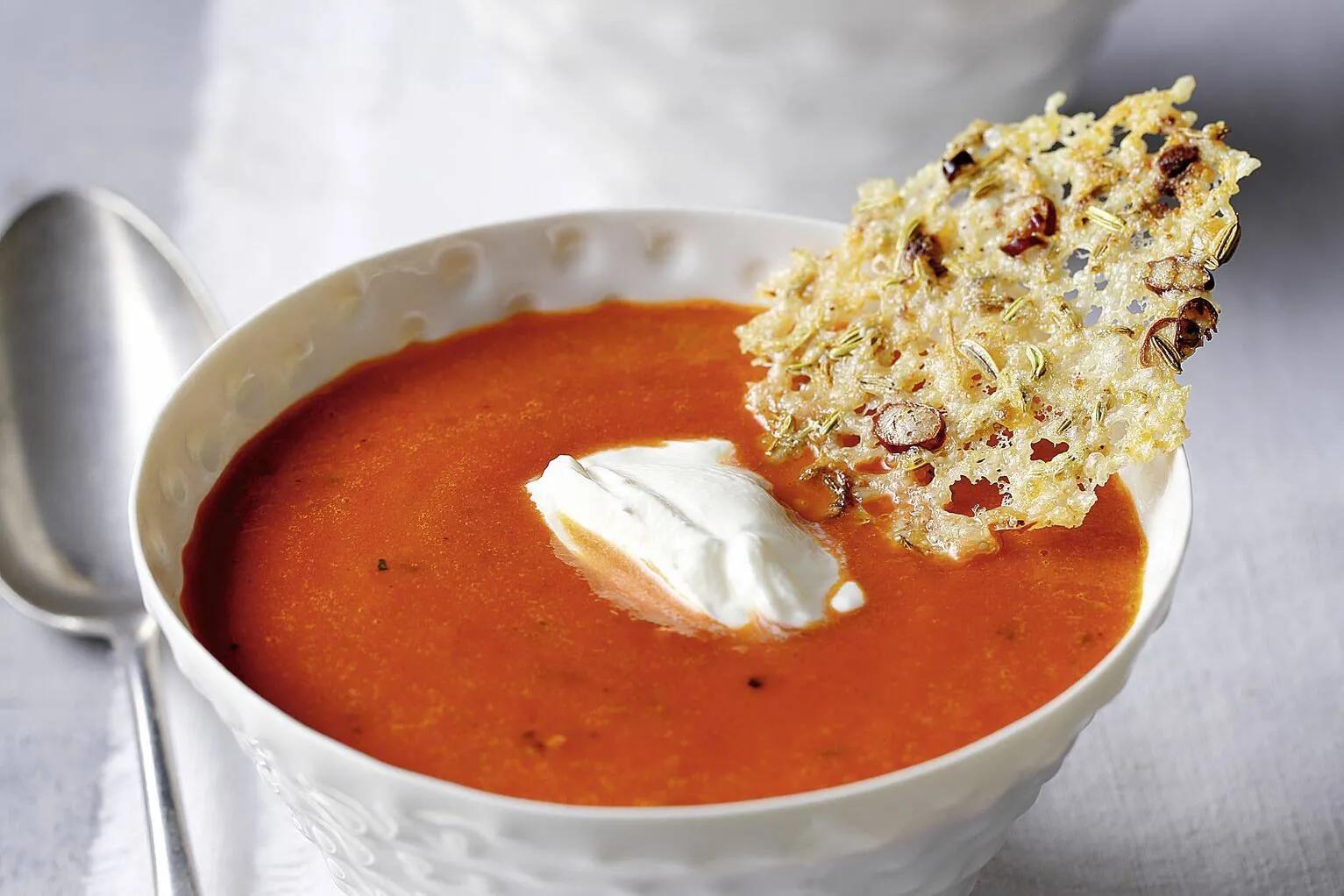 Tomaten-Paprika-Suppe I vegetarisches Keto Rezept | Küchengötter