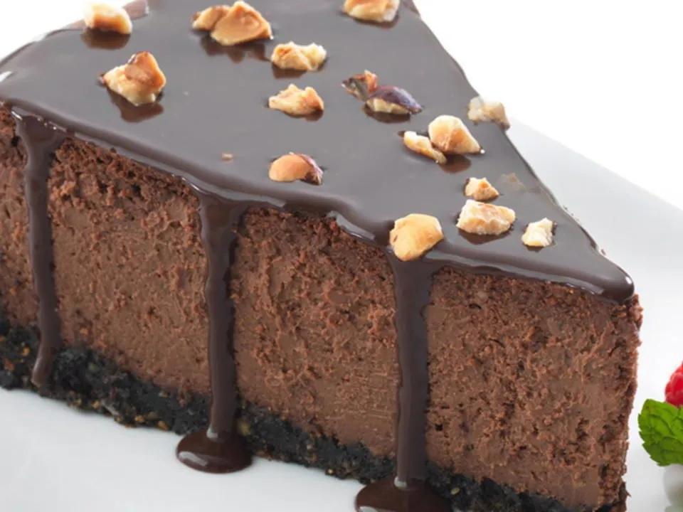 La torta fredda ricotta e cioccolato: la torta veloce senza cottura