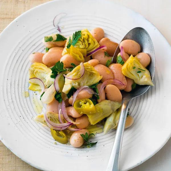Weiße-Bohnen-Salat mit Artischocken Rezept | Küchengötter