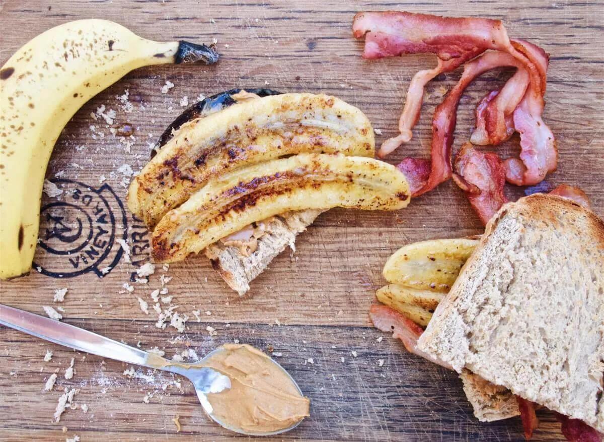 Gastbeitrag: Sandwich mit Erdnussbutter, Bacon und Banane | happy plate