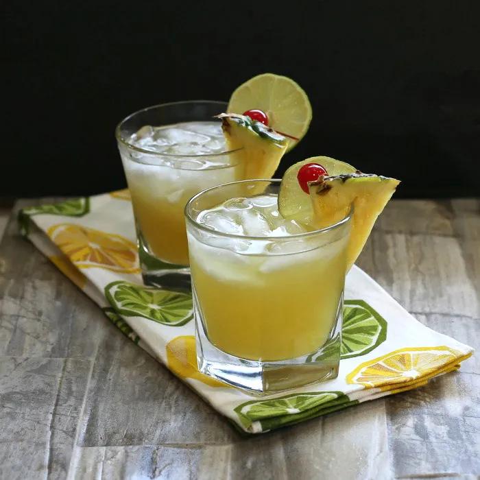 Patron Pineapple Cocktail - Fruity Tequila Drink with a Tropical Taste