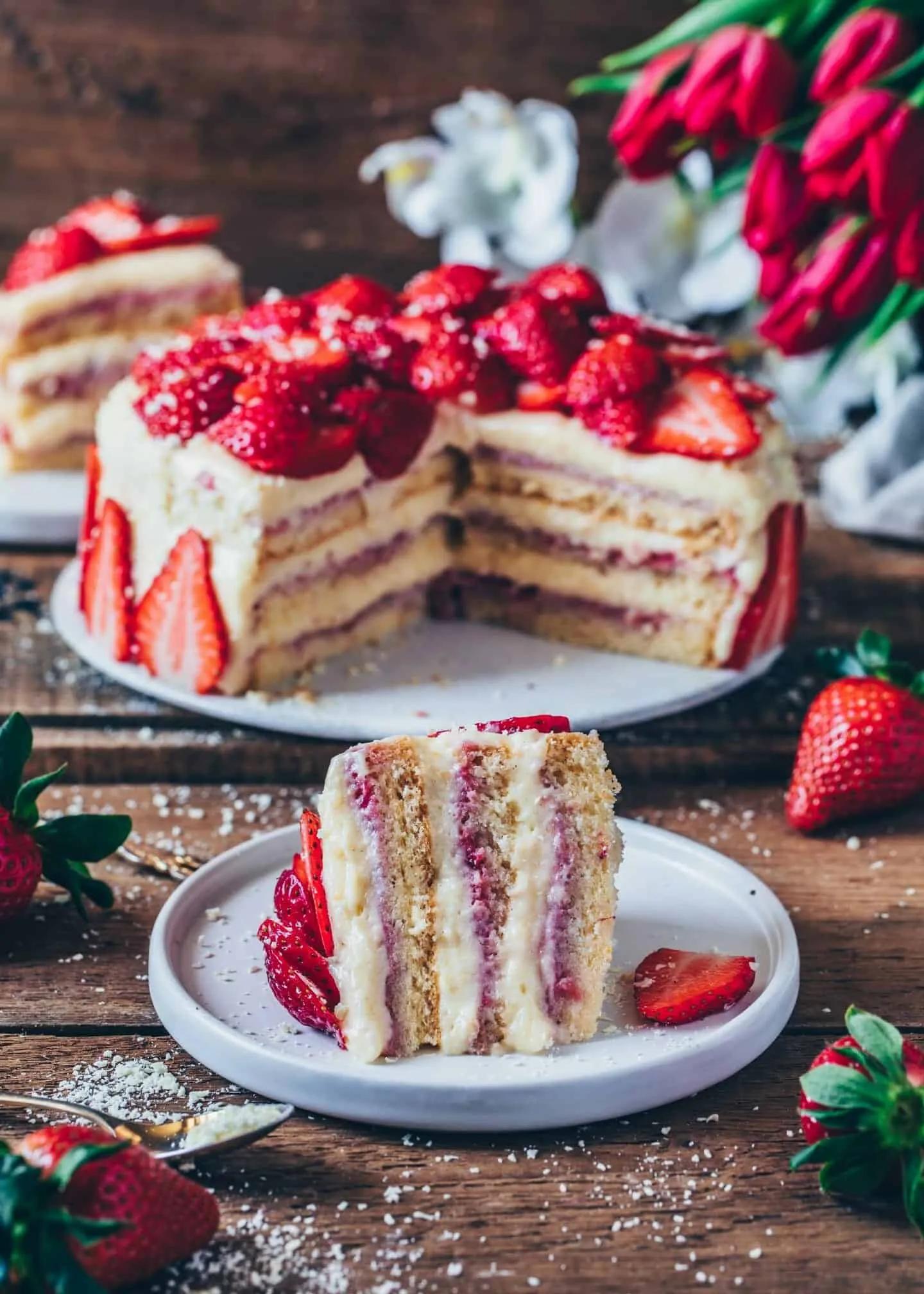 Erdbeer-Creme-Torte (Vegan) - Bianca Zapatka | Foodblog
