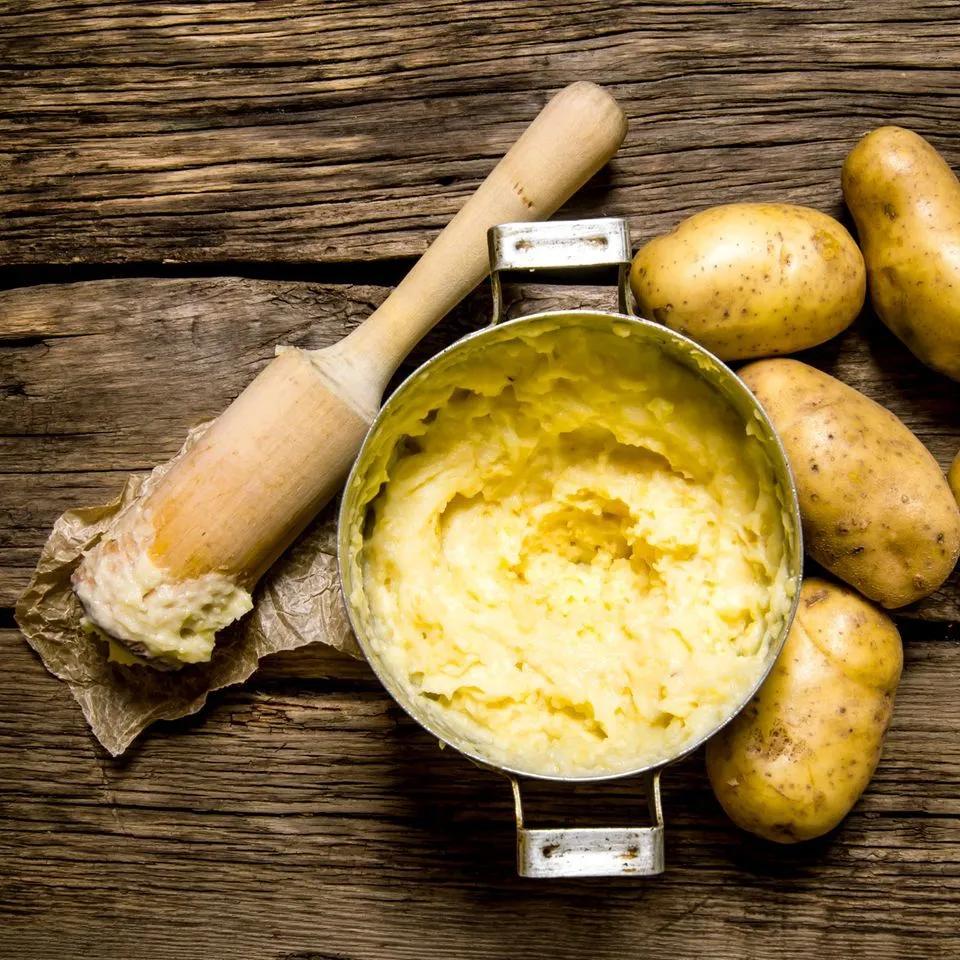 Kartoffelbrei - selbstgestampft schmeckt er am besten - „Kartoffelbrei ...