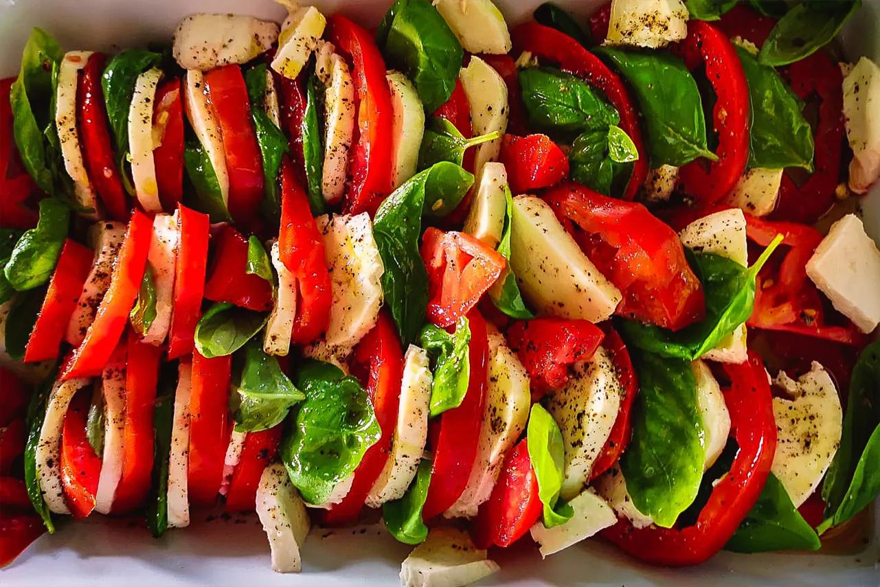 Insalata Caprese – Tomaten-Mozzarella-Salat – Obersee Chuchi Lachen