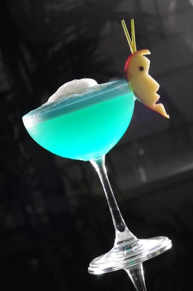 Turquoise Blue Cocktail - Magic Skillet | Recipe | Fancy drinks, Mixed ...