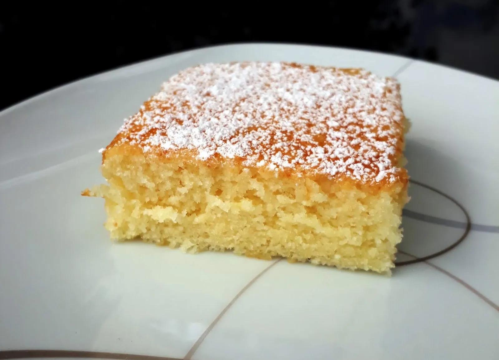 Sanna´s Hexenküche: Vanillekuchen vom Blech (sehr saftig und weich)