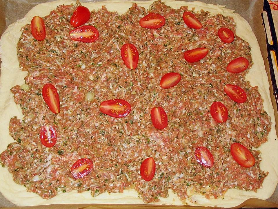 Tomaten - Hackfleisch - Kuchen vom Blech von annett-dm | Chefkoch.de