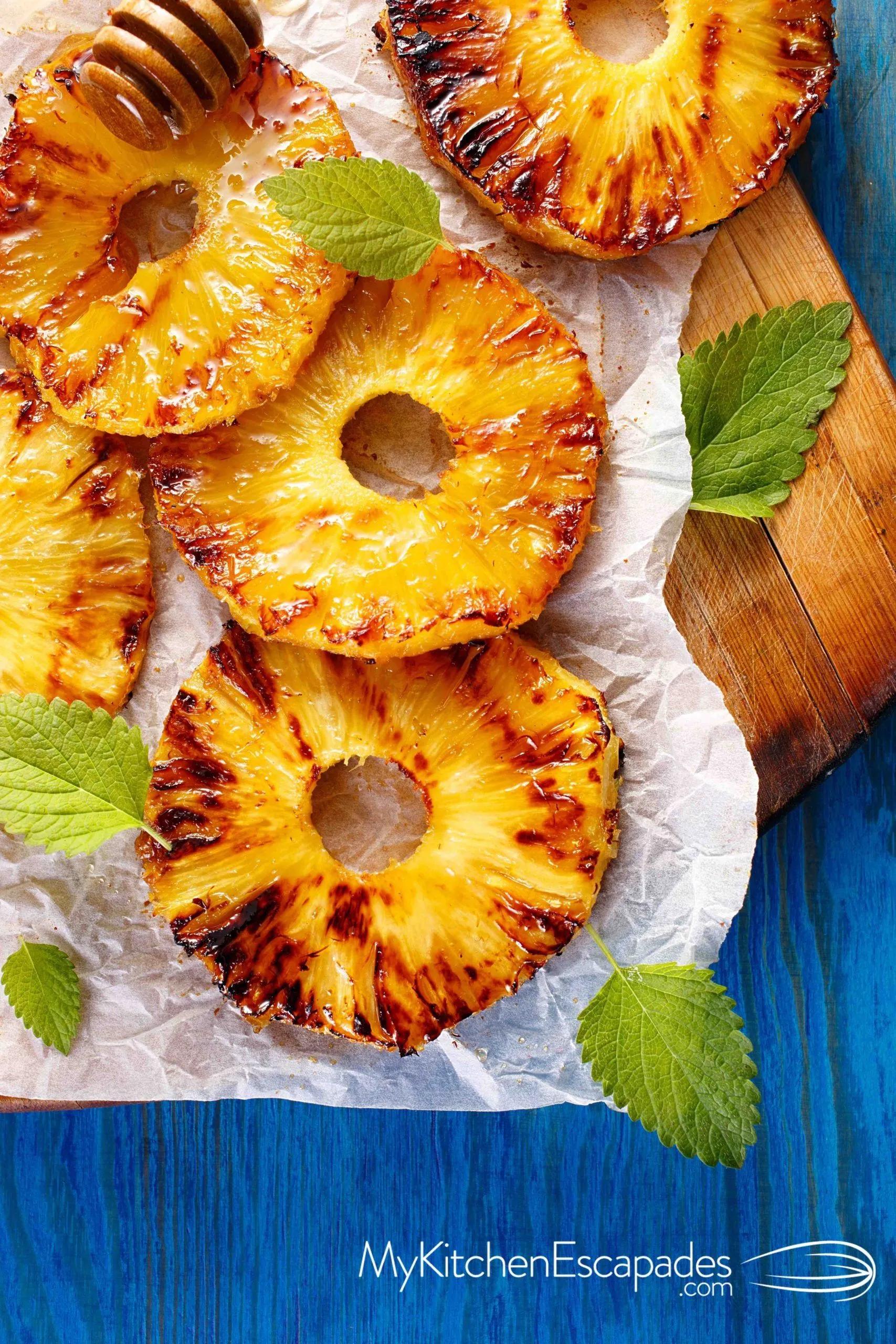 Gegrillte Ananas mit Honignieselregen - | Grilled pineapple, Recipes ...