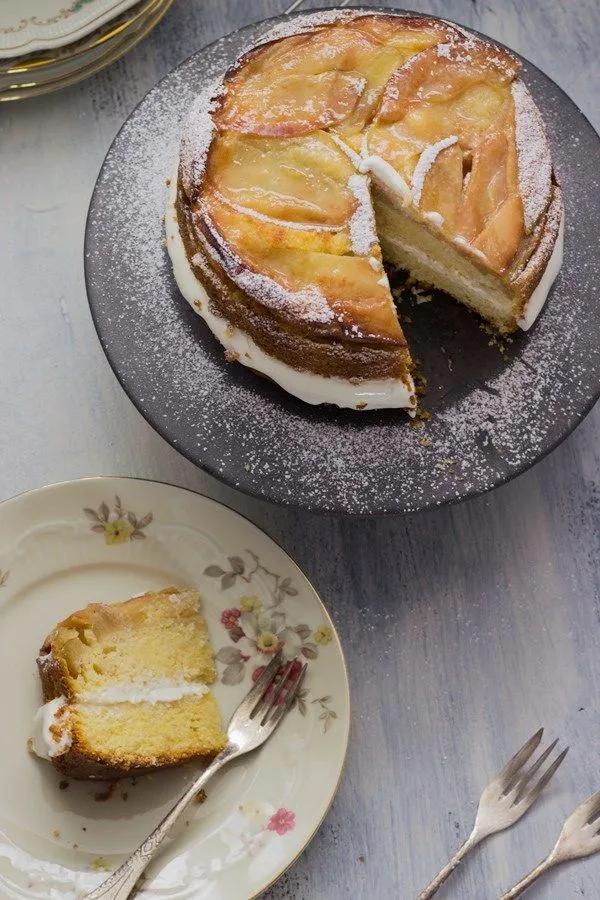 Gestürzter Apfel-Polenta-Kuchen mit Calvados - Mascarpone - Füllung ...