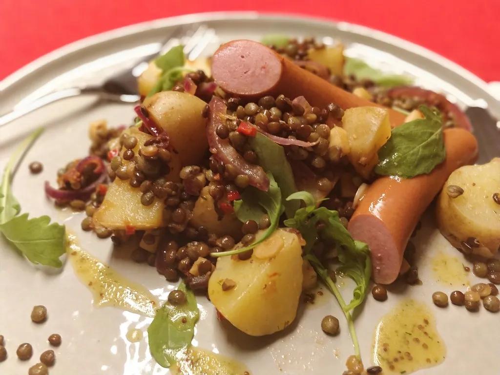 Lauwarmer Kartoffel-Linsen-Salat – Ein Nudelsieb bloggt,