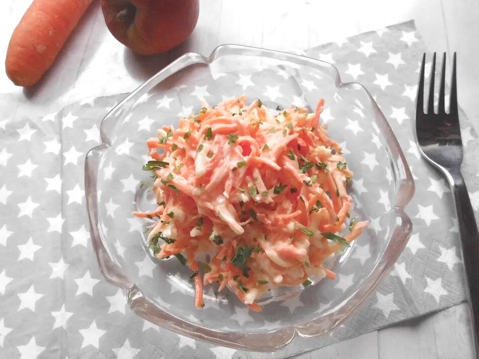 Mamas einfacher Möhren-Apfel-Salat von keksy28| Chefkoch