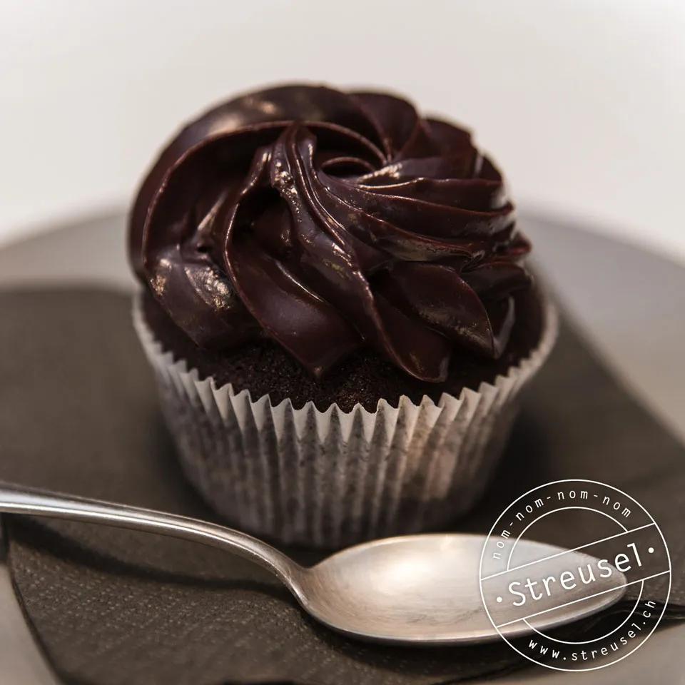 Schokoladen-Cupcakes – Rezept von Streusel