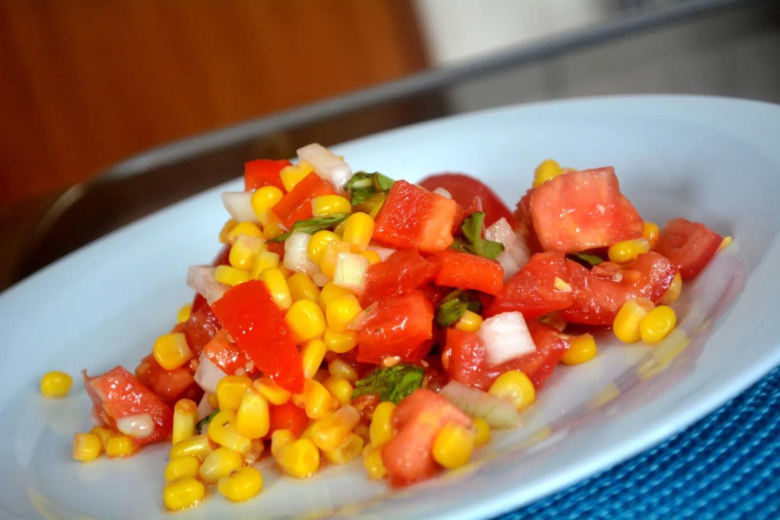 Tomaten-Mais-Salat