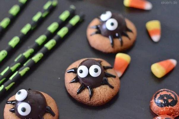 Halloween Spinnen Cookies - Hello Maike | Halloween spinnen cookies ...