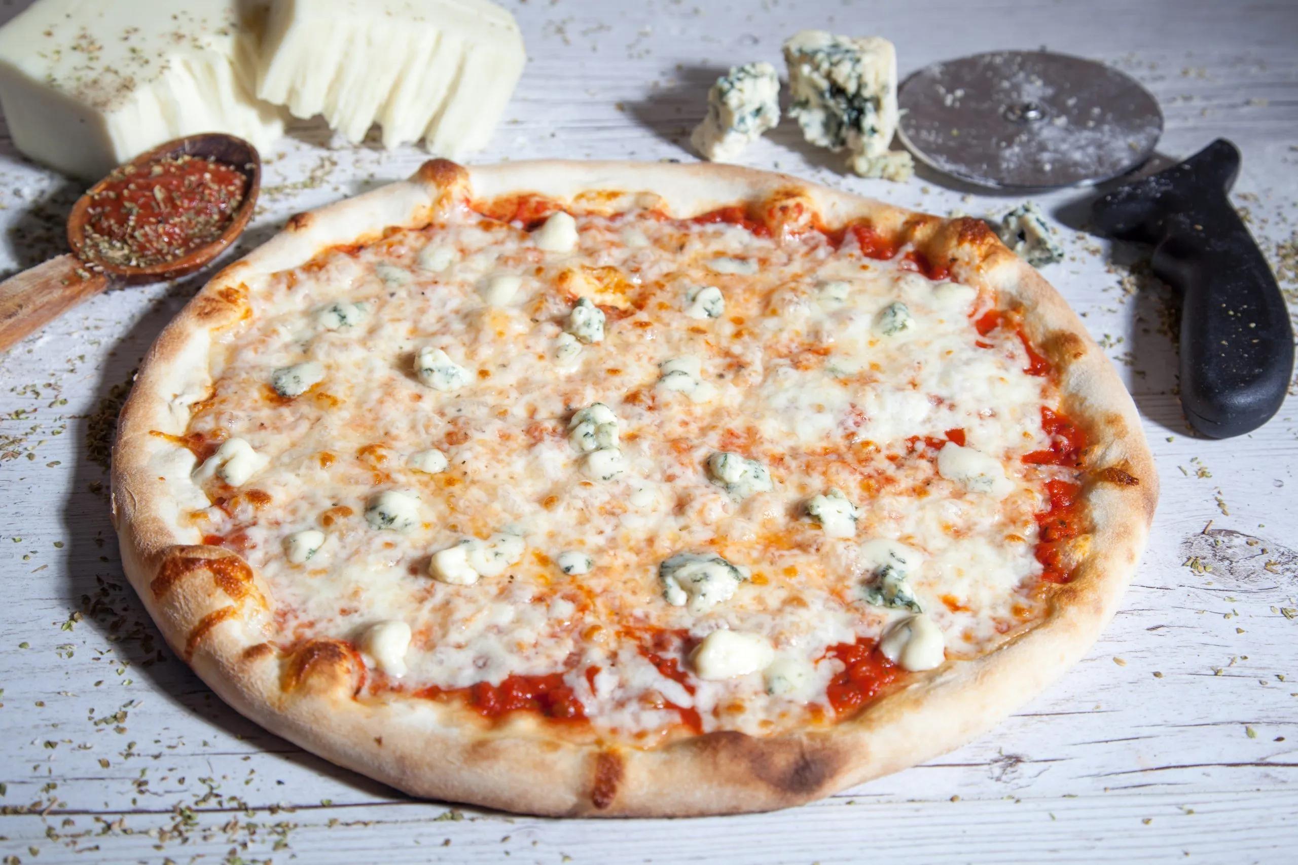 QUATTRO FORMAGGI – Pizza Giuseppe