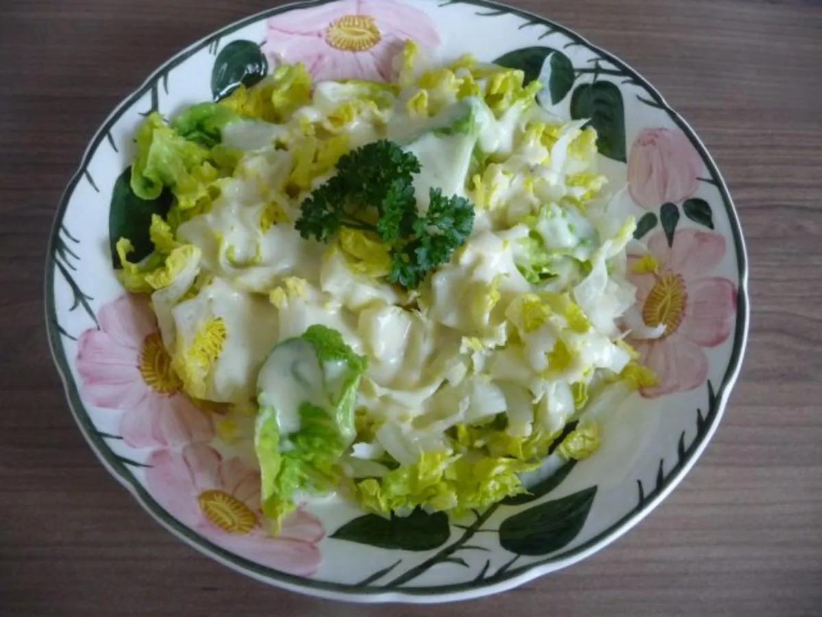 Salat : Romana-Salat mit Senf-Joghurt-Dressing - Rezept - kochbar.de