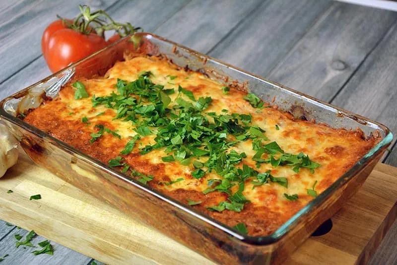 Einfacher Kürbisauflauf mit Hackfleisch - überbacken mit Käse ...