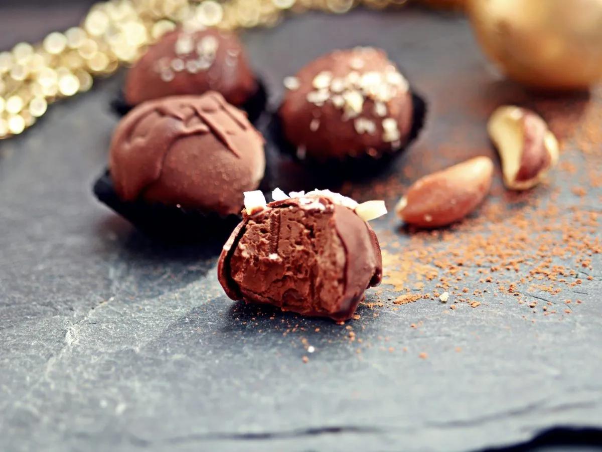 Schokoladen Trüffel für die Weihnachtszeit – Nordisch Roh