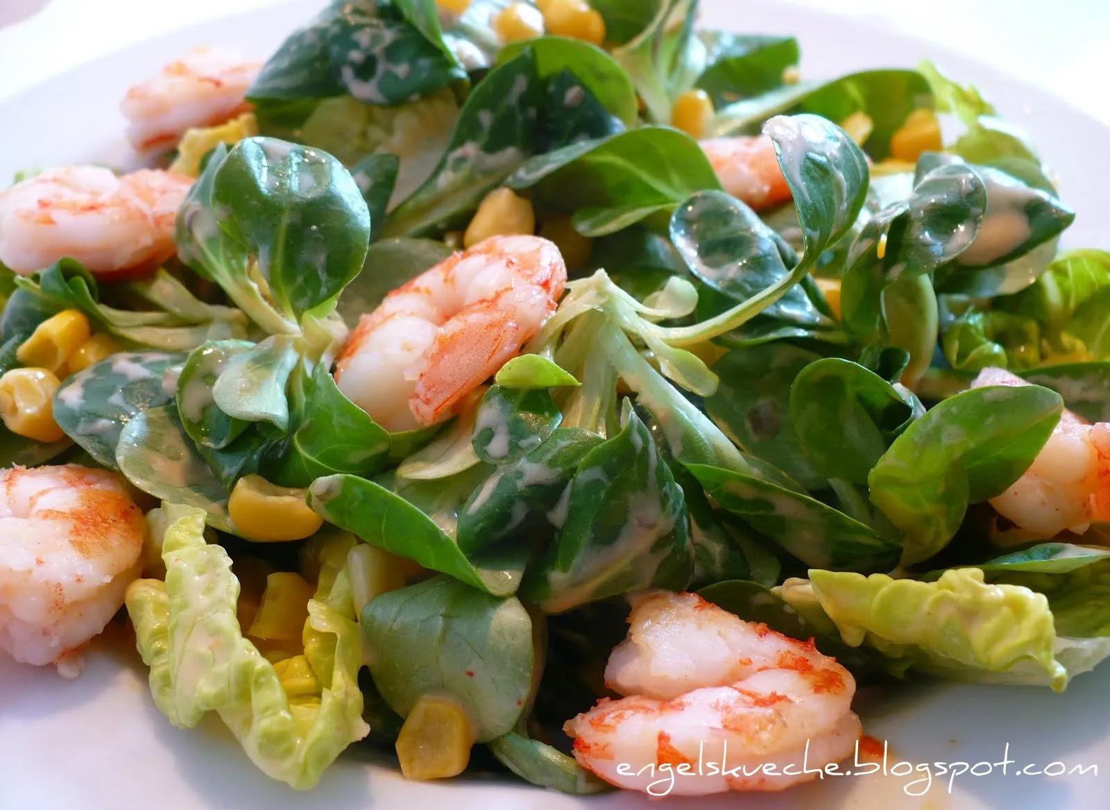 Essen aus Engelchens Küche: Salat mit Garnelen und Mais