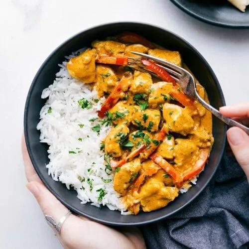 Coconut Curry Chicken {30 Minutes!} | Chelsea&amp;#39;s Messy Apron