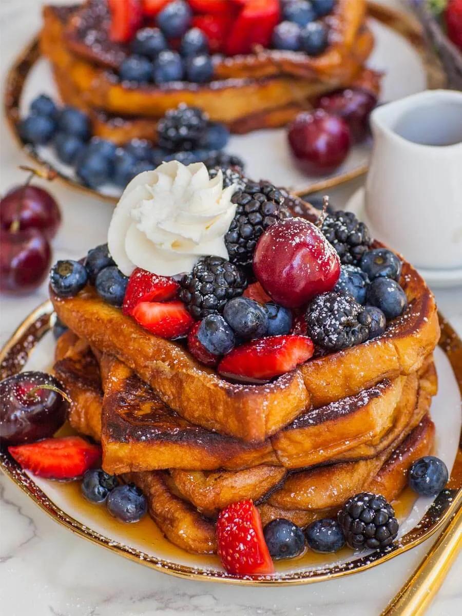 The BEST French Toast (video) - Tatyanas Everyday Food