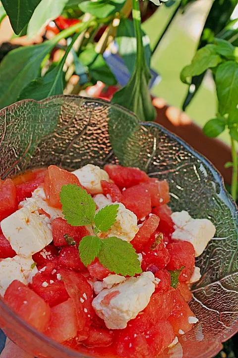 Wassermelonen - Salat mit Schafskäse und Minze von Hely01 | Chefkoch.de