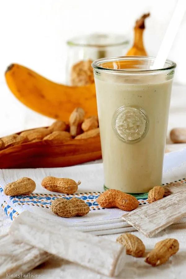 Bananen-Erdnuss-Shake - Ein Protein Shake von Kleinstadthippie